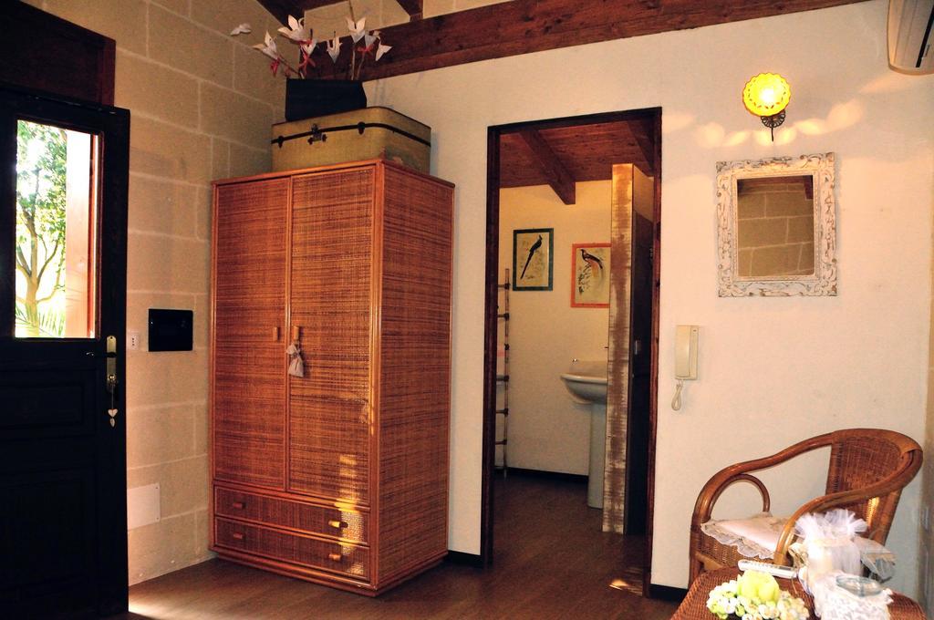 Alba Bed & Breakfast เมเลนดูญโญ ภายนอก รูปภาพ